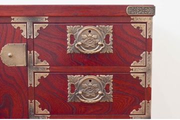 中古　美品!!　四国・高松　飛鳥民芸家具　欅(ケヤキ)箪笥　堂々とした佇まいが魅力的なサイドボード(サイドキャビネット、リビングボード、収納棚、戸棚、引き出し)(R-074304)