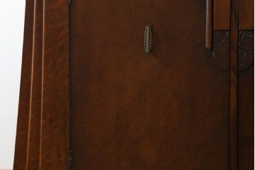 イギリスアンティーク　オーク材　こだわりを感じるデザインが魅力的なアールデコスタイルのサイドボード(サイドキャビネット、収納棚、戸棚、英国)(R-074309)