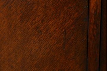 イギリスアンティーク　オーク材　こだわりを感じるデザインが魅力的なアールデコスタイルのサイドボード(サイドキャビネット、収納棚、戸棚、英国)(R-074309)