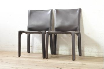 中古　Cassina(カッシーナ)　412　CAB(キャブ)　MARIO BELLINI(マリオベリーニ)　シンプルモダンな空間づくりに活躍するアームレスチェア2脚セット(ダイニングチェア、椅子、イス)(定価2脚で約52万8千円)(R-074310)