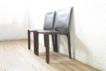 中古　Cassina(カッシーナ)　412　CAB(キャブ)　MARIO BELLINI(マリオベリーニ)　シンプルモダンな空間づくりに活躍するアームレスチェア2脚セット(ダイニングチェア、椅子、イス)(定価2脚で約52万8千円)(R-074310)
