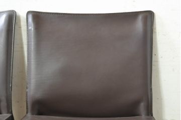 中古　Cassina(カッシーナ)　412　CAB(キャブ)　MARIO BELLINI(マリオベリーニ)　シンプルモダンな空間づくりに活躍するアームレスチェア2脚セット(ダイニングチェア、椅子、イス)(定価2脚で約52万8千円)(R-074310)
