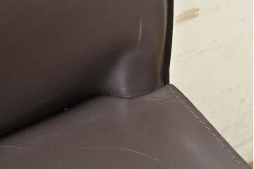 中古　Cassina(カッシーナ)　412　CAB(キャブ)　MARIO BELLINI(マリオベリーニ)　シンプルモダンな空間づくりに活躍するアームレスチェア2脚セット(ダイニングチェア、椅子、イス)(定価2脚で約52万8千円)(R-074310)