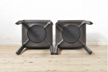 中古　Cassina(カッシーナ)　412　CAB(キャブ)　MARIO BELLINI(マリオベリーニ)　シンプルモダンな空間づくりに活躍するアームレスチェア2脚セット(ダイニングチェア、椅子、イス)(定価2脚で約52万8千円)(R-074310)