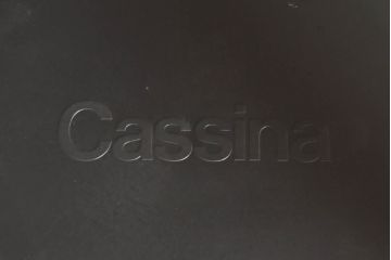 中古　Cassina(カッシーナ)　412　CAB(キャブ)　MARIO BELLINI(マリオベリーニ)　シンプルモダンな空間づくりに活躍するアームレスチェア2脚セット(ダイニングチェア、椅子、イス)(定価2脚で約52万8千円)(R-074310)