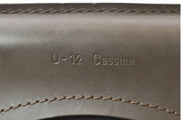 中古　Cassina(カッシーナ)　412　CAB(キャブ)　MARIO BELLINI(マリオベリーニ)　シンプルモダンな空間づくりに活躍するアームレスチェア2脚セット(ダイニングチェア、椅子、イス)(定価2脚で約52万8千円)(R-074310)