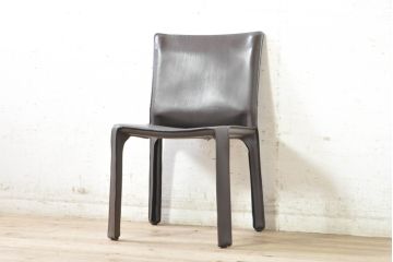 中古　Cassina(カッシーナ)　412　CAB(キャブ)　MARIO BELLINI(マリオベリーニ)　シンプルモダンな空間づくりに活躍するアームレスチェア(ダイニングチェア、椅子、イス)(定価約26万4千円)(R-074311)