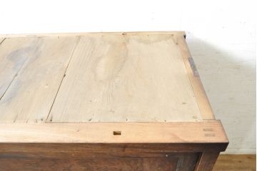 和製アンティーク　上手物!!　前面欅(ケヤキ)材　玉杢　黒柿引き戸枠　四尺　和の空間づくりにおすすめの関東水屋箪笥サイドボード(サイドキャビネット、茶棚、茶箪笥、収納棚、戸棚、食器棚、店舗什器)(R-074345)