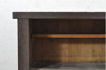 和製アンティーク　四尺　横桟引き戸が魅力的な水屋箪笥サイドボード(サイドキャビネット、茶棚、茶箪笥、収納棚、戸棚、食器棚、店舗什器)(R-074358)