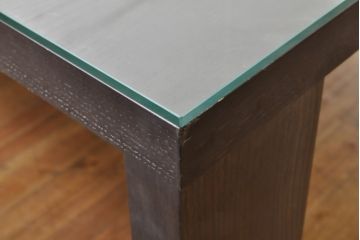 中古　Cassina(カッシーナ)　Hannes Wettstein(ハンス・ウェッツスタイン)デザイン　363 M.I.R. ミール　ガラス天板付き　シンプルながら洗練されたデザインが魅力のダイニングテーブル(4人掛け、6人掛け、食卓)(R-074359)