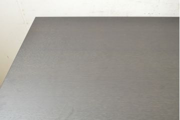 中古　Cassina(カッシーナ)　Hannes Wettstein(ハンス・ウェッツスタイン)デザイン　363 M.I.R. ミール　ガラス天板付き　シンプルながら洗練されたデザインが魅力のダイニングテーブル(4人掛け、6人掛け、食卓)(R-074359)