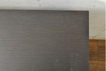 中古　Cassina(カッシーナ)　Hannes Wettstein(ハンス・ウェッツスタイン)デザイン　363 M.I.R. ミール　ガラス天板付き　シンプルながら洗練されたデザインが魅力のダイニングテーブル(4人掛け、6人掛け、食卓)(R-074359)