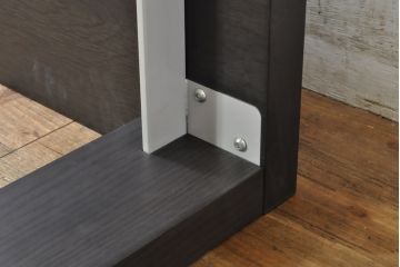 中古　Cassina(カッシーナ)　Hannes Wettstein(ハンス・ウェッツスタイン)デザイン　363 M.I.R. ミール　ガラス天板付き　シンプルながら洗練されたデザインが魅力のダイニングテーブル(4人掛け、6人掛け、食卓)(R-074359)