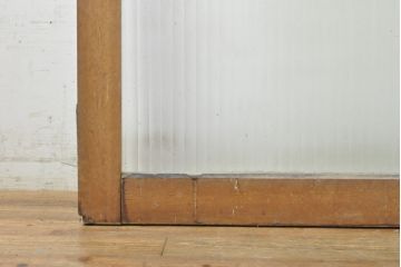 ビンテージ建具　昭和レトロな雰囲気漂う両開きガラスドア2枚セット(ガラス戸、木製扉、ヴィンテージ)(R-074361)