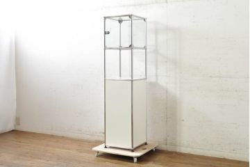 中古　USMハラー(USM Haller)　鍵付きショーケースが魅力の鉄製キャビネット(収納棚、オープンラック、飾り棚、陳列棚、ガラスケース、店舗什器)(R-074362)