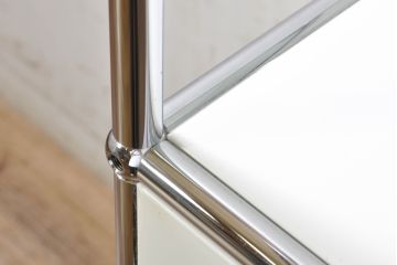 中古　USMハラー(USM Haller)　鍵付きショーケースが魅力の鉄製キャビネット(収納棚、オープンラック、飾り棚、陳列棚、ガラスケース、店舗什器)(R-074362)