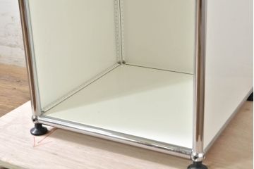 中古　USMハラー(USM Haller)　鍵付きショーケースが魅力の鉄製キャビネット(収納棚、オープンラック、飾り棚、陳列棚、ガラスケース、店舗什器)(R-074362)