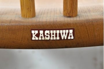 中古　柏木工(カシワ木工、KASHIWA)　木の温かみある風合いが魅力的なダイニングチェア2脚セット(板座チェア、イス、椅子、バラ売り可能)(R-074365)