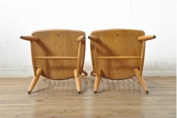 中古　柏木工(カシワ木工、KASHIWA)　木の温かみある風合いが魅力的なダイニングチェア2脚セット(板座チェア、イス、椅子、バラ売り可能)(R-074365)