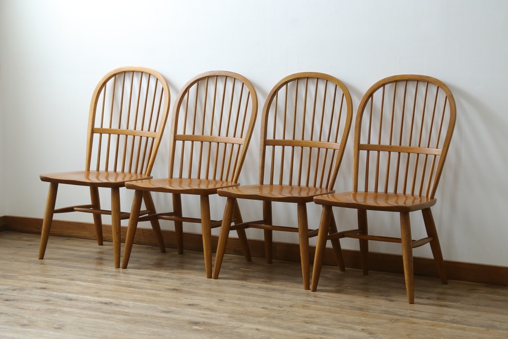 中古　柏木工(KASHIWA)　ナチュラルな木肌のウィンザーチェア4脚セット　(R-074366)