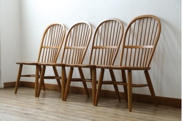 中古　柏木工(KASHIWA)　ナチュラルな木肌のウィンザーチェア4脚セット　(R-074366)