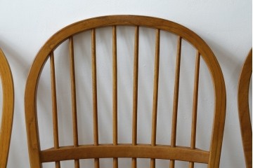 中古　柏木工(KASHIWA)　ナチュラルな木肌のウィンザーチェア4脚セット　(R-074366)