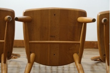 中古　柏木工(KASHIWA)　ナチュラルな木肌のウィンザーチェア4脚セット　(R-074366)