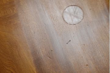 中古　岩手県岩泉・純木家具　心地よい木の風合いが魅力的な角Dチェア(ダイニングチェア、アームレスチェア、板座チェア、椅子、イス)(定価約8万円)(R-074367)