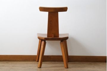 中古　岩手県岩泉・純木家具　心地よい木の風合いが魅力的な角Dチェア(ダイニングチェア、アームレスチェア、板座チェア、椅子、イス)(定価約8万円)(R-074367)