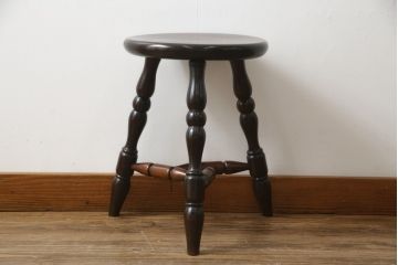 和製ビンテージ　松本民芸家具　丸みを帯びたフォルムが可愛らしい三脚スツール(板座チェア、椅子、イス、花台、ヴィンテージ)(R-074368)