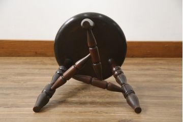 和製ビンテージ　松本民芸家具　丸みを帯びたフォルムが可愛らしい三脚スツール(板座チェア、椅子、イス、花台、ヴィンテージ)(R-074368)