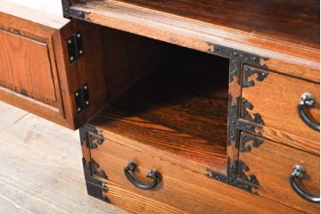 和製ビンテージ　美品　ニレ材　和の空間作りにおすすめの小箪笥(引き出し、卓上収納、和箪笥、整理箪笥、収納箪笥、戸棚、収納棚、ヴィンテージ)(R-074369)