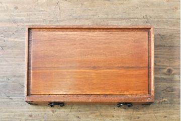 和製ビンテージ　美品　ニレ材　和の空間作りにおすすめの小箪笥(引き出し、卓上収納、和箪笥、整理箪笥、収納箪笥、戸棚、収納棚、ヴィンテージ)(R-074369)