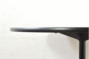 中古　Hermanmiller(ハーマンミラー社)　チャールズ&レイ・イームズ(Charles & Ray Eames)　イームズテーブルコントラクトベース　スタイリッシュなデザイン性と実用性を兼ね備えたラウンドテーブル(2人掛けダイニングテーブル、丸テーブル)(定価約10万円)(R-074371)