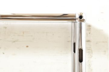 中古　美品　USMハラー(USM Haller)　美しくシンプルなデザインが目を引く鉄製サイドボード(陳列棚、アイアンラック、キャビネット、オープンラック、飾り棚、オープンシェルフ)(R-074372)