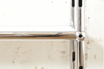 中古　美品　USMハラー(USM Haller)　美しくシンプルなデザインが目を引く鉄製サイドボード(陳列棚、アイアンラック、キャビネット、オープンラック、飾り棚、オープンシェルフ)(R-074372)