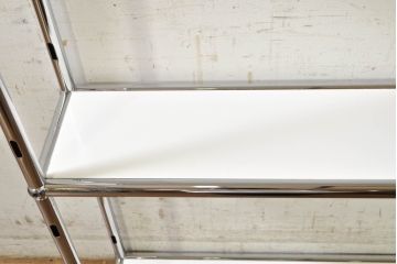 中古　美品　USMハラー(USM Haller)　美しくシンプルなデザインが目を引く鉄製サイドボード(陳列棚、アイアンラック、キャビネット、オープンラック、飾り棚、オープンシェルフ)(R-074372)
