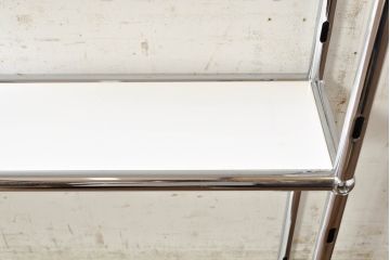 中古　美品　USMハラー(USM Haller)　美しくシンプルなデザインが目を引く鉄製サイドボード(陳列棚、アイアンラック、キャビネット、オープンラック、飾り棚、オープンシェルフ)(R-074372)