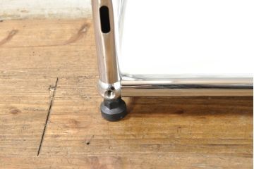 中古　美品　USMハラー(USM Haller)　美しくシンプルなデザインが目を引く鉄製サイドボード(陳列棚、アイアンラック、キャビネット、オープンラック、飾り棚、オープンシェルフ)(R-074372)