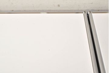 中古　美品　USMハラー(USM Haller)　美しくシンプルなデザインが目を引く鉄製ラックとサイドチェストのセット(サイドボード、サイドキャビネット、デスクワゴン、引き出し、オープンラック、飾り棚)(R-074373)