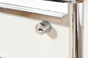 中古　美品　USMハラー(USM Haller)　美しくシンプルなデザインが目を引く鉄製ラックとサイドチェストのセット(サイドボード、サイドキャビネット、デスクワゴン、引き出し、オープンラック、飾り棚)(R-074373)