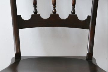 中古　松本民芸家具　#49型A　背もたれの美しいデザインが印象的なワイコムチェア2脚セット(板座チェア、ダイニングチェア、椅子、イス)(定価2脚で約22万円)(R-074375)