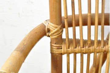 和製ビンテージ　涼しげな雰囲気が魅力的なラタンイージーチェア(籐、ラウンジチェア、アームチェア、1人掛けソファ、椅子、イス、ヴィンテージ)(R-074378)