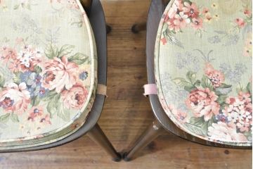 イギリスビンテージ　ERCOL(アーコール)　アザミの透かし彫りが上品な印象を与えるシスルバックチェア4脚セット(椅子、イス、板座チェア、ダイニングチェア、ウィンザーチェア、ウインザーチェア、ヴィンテージ、英国)(R-074384)
