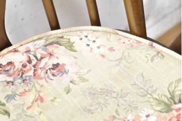 イギリスビンテージ　ERCOL(アーコール)　アザミの透かし彫りが上品な印象を与えるシスルバックチェア4脚セット(椅子、イス、板座チェア、ダイニングチェア、ウィンザーチェア、ウインザーチェア、ヴィンテージ、英国)(R-074384)
