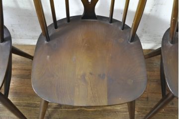 イギリスビンテージ　ERCOL(アーコール)　アザミの透かし彫りが上品な印象を与えるシスルバックチェア4脚セット(椅子、イス、板座チェア、ダイニングチェア、ウィンザーチェア、ウインザーチェア、ヴィンテージ、英国)(R-074384)