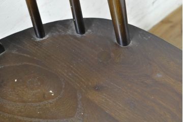 イギリスビンテージ　ERCOL(アーコール)　アザミの透かし彫りが上品な印象を与えるシスルバックチェア4脚セット(椅子、イス、板座チェア、ダイニングチェア、ウィンザーチェア、ウインザーチェア、ヴィンテージ、英国)(R-074384)
