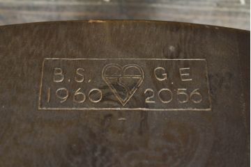 イギリスビンテージ　ERCOL(アーコール)　アザミの透かし彫りが上品な印象を与えるシスルバックチェア4脚セット(椅子、イス、板座チェア、ダイニングチェア、ウィンザーチェア、ウインザーチェア、ヴィンテージ、英国)(R-074384)