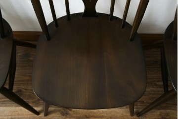 イギリスヴィンテージ　ERCOL(アーコール)　アザミの透かし彫りが上品な印象を与えるシスルバックチェア4脚セット　(R-074384)