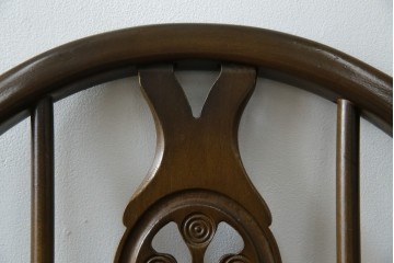 イギリスヴィンテージ　ERCOL(アーコール)　アザミの透かし彫りが上品な印象を与えるシスルバックチェア4脚セット　(R-074384)